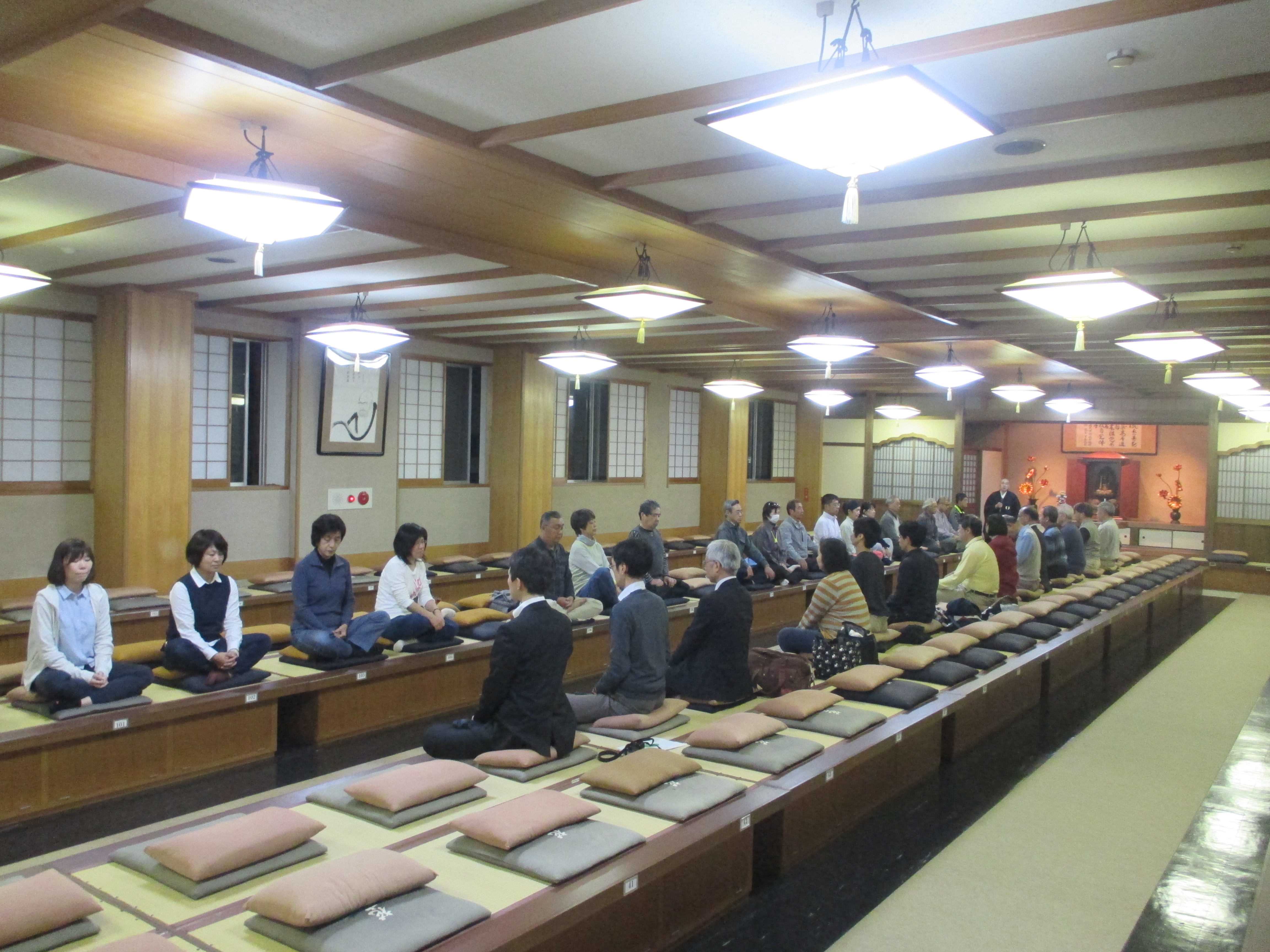 右京まちづくりカレッジ【第2回：坐禅体験と禅講話　～心を落ち着ける坐禅のススメ～】